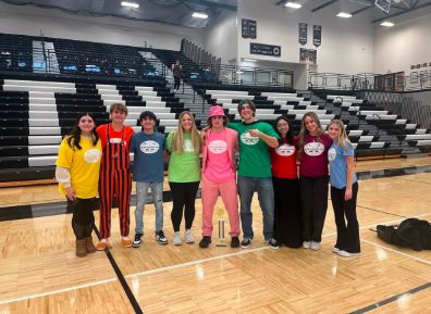 Survivors pose for a picture after Blayton Guy was announced as Season 11 Senior Survivor champion.